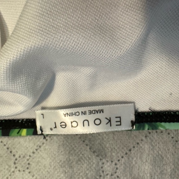 Tropical Women’s Swimwear - Picture 4 of 4